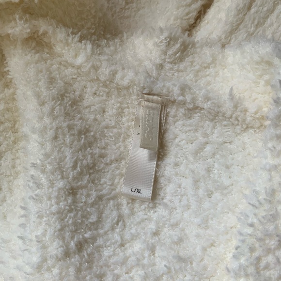 SKIMS Cozy Knit Bouclé Robe - Picture 9 of 10